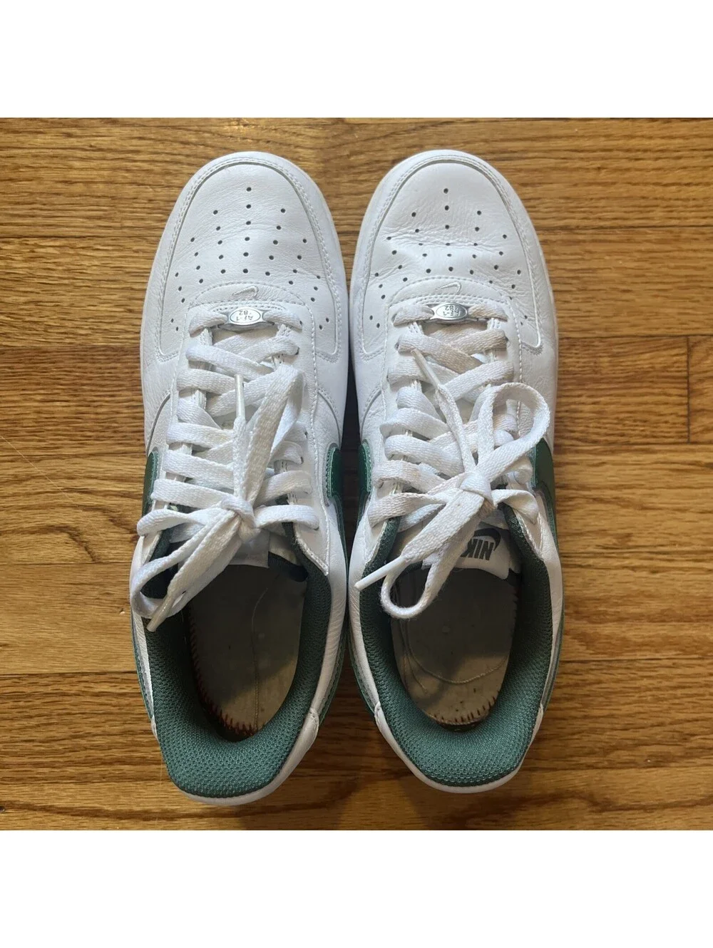 Nike ships fast